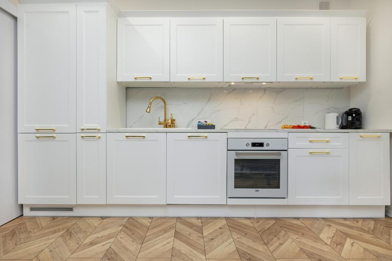 Beautiful One Bedroom Apartment Zamkowa By Rent Like Home Гданск Екстериор снимка